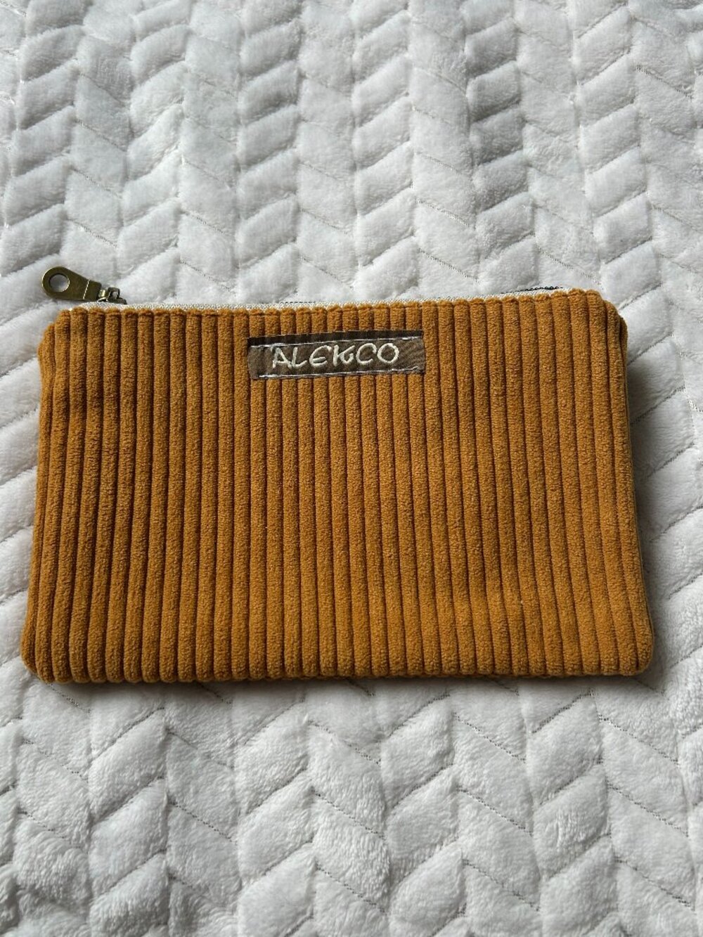 Pochette jaune cotele/Alekco